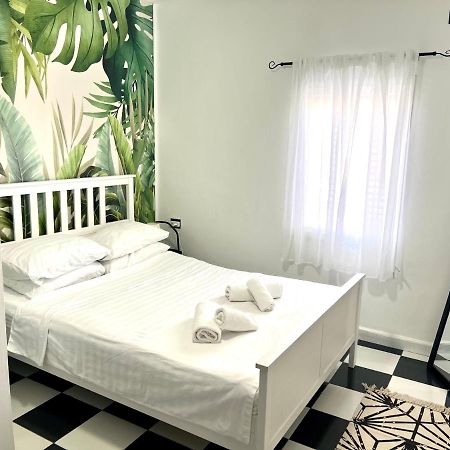 Shantell Luxury Apartment 네타니아 외부 사진