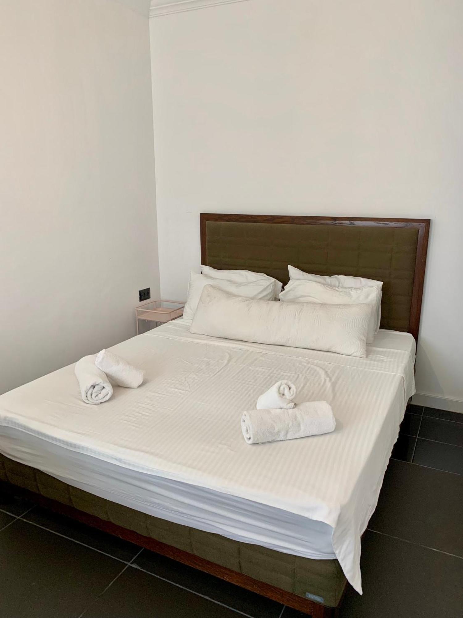 Shantell Luxury Apartment 네타니아 외부 사진