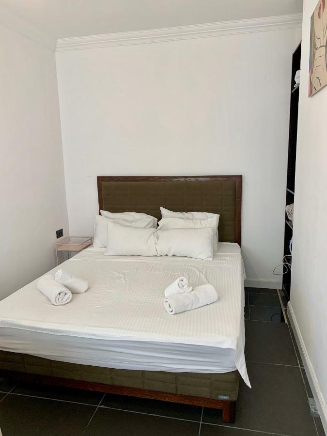 Shantell Luxury Apartment 네타니아 외부 사진